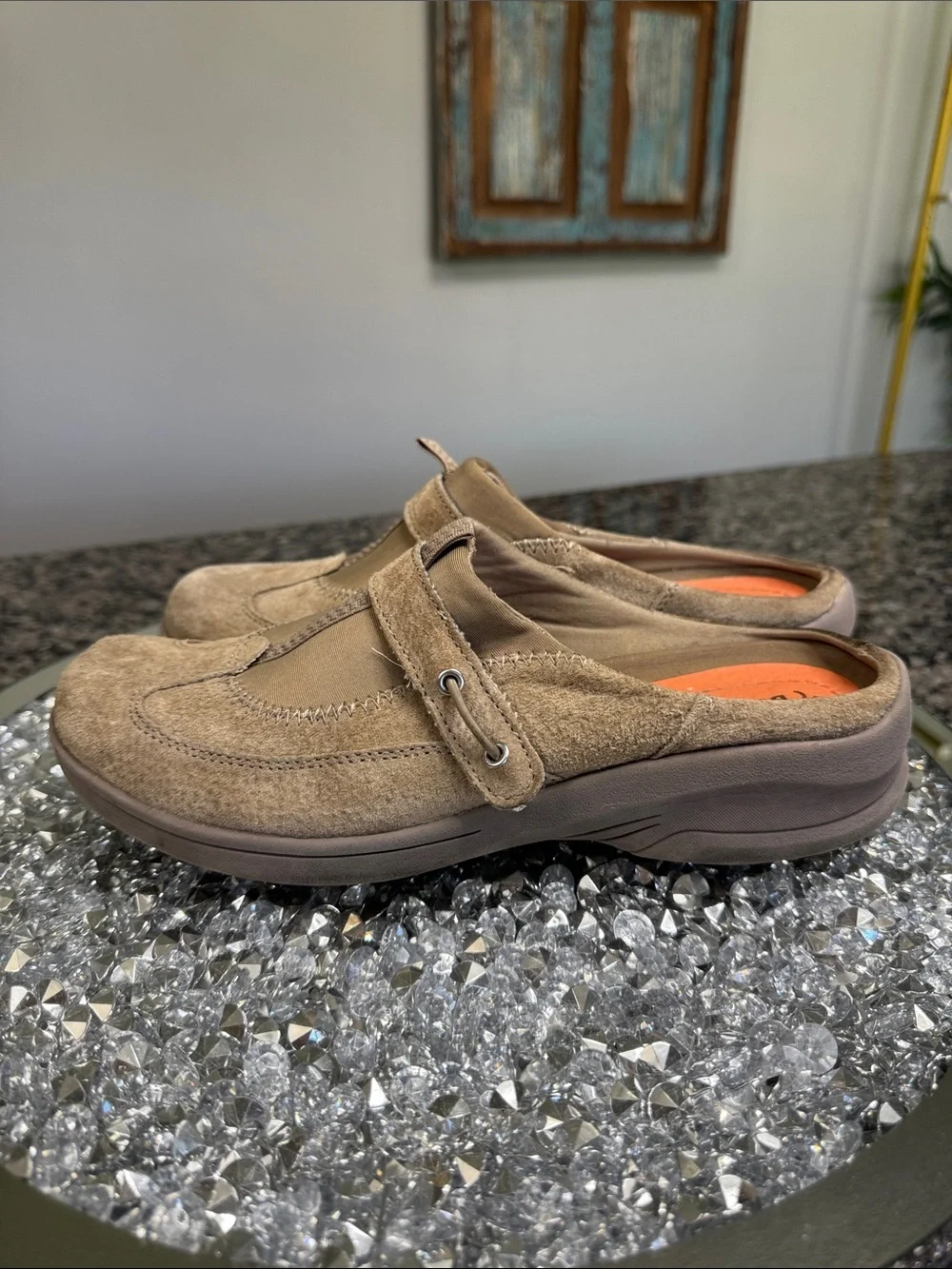 BareTraps Noella Beige Suede Slip-On Clogs mule 8.5 - 9